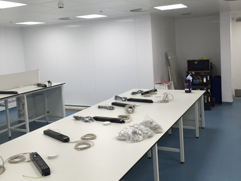 Company installing labs and hygienic clean rooms in Swindon Wiltshire