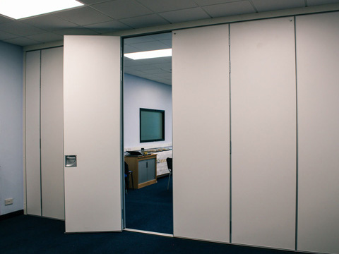 Workspace partitioning Swindon, new office layout company, office refurbishments, bespoke office partitioning